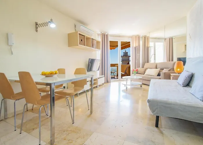 2000 Estudio En Paseo Maritimo Wifi شقة *